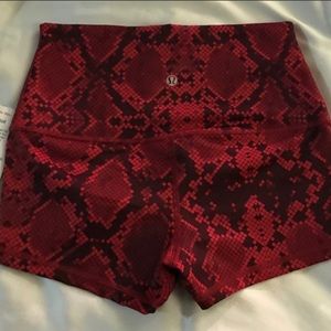 Lululemon yoga shorts